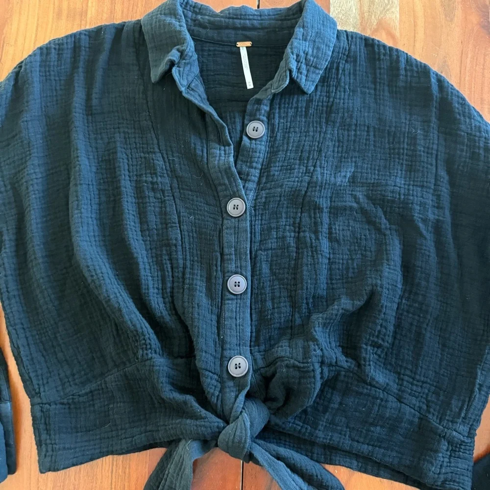 Free People Women's Sun streaks Tie Front long sleeve Black blouse